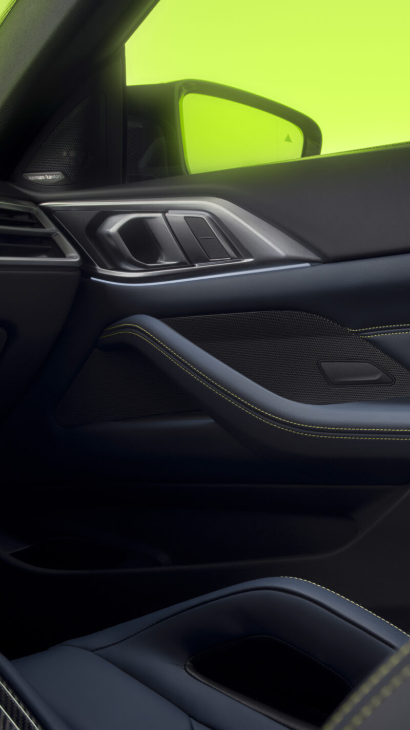 日本国内2台限定　BMW M4 CS VR46　ヴァレンティノ・ロッシとのコラボ