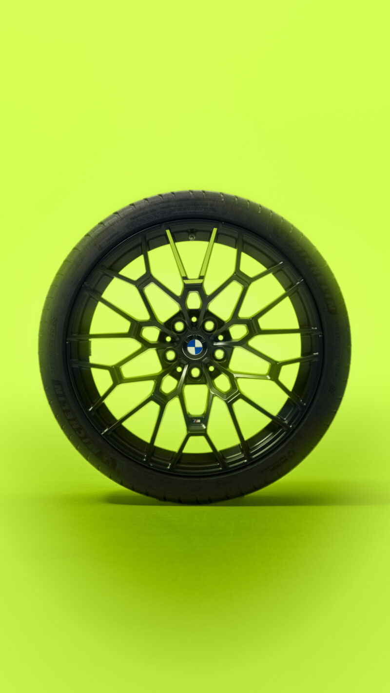 日本国内2台限定　BMW M4 CS VR46　ヴァレンティノ・ロッシとのコラボ