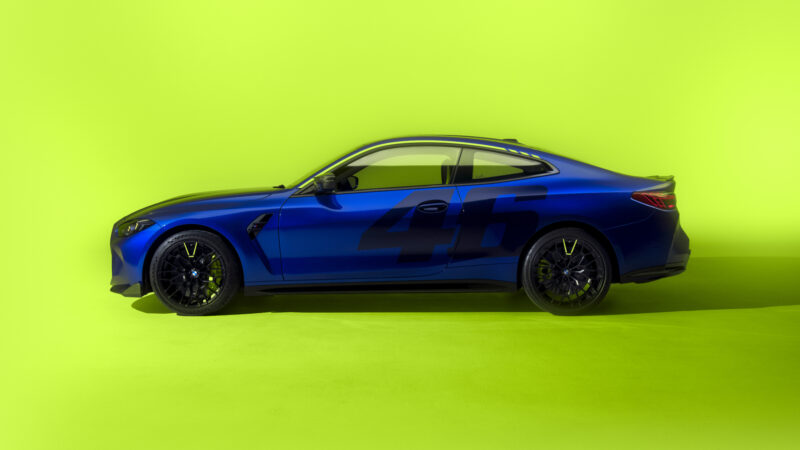 日本国内2台限定　BMW M4 CS VR46　ヴァレンティノ・ロッシとのコラボ