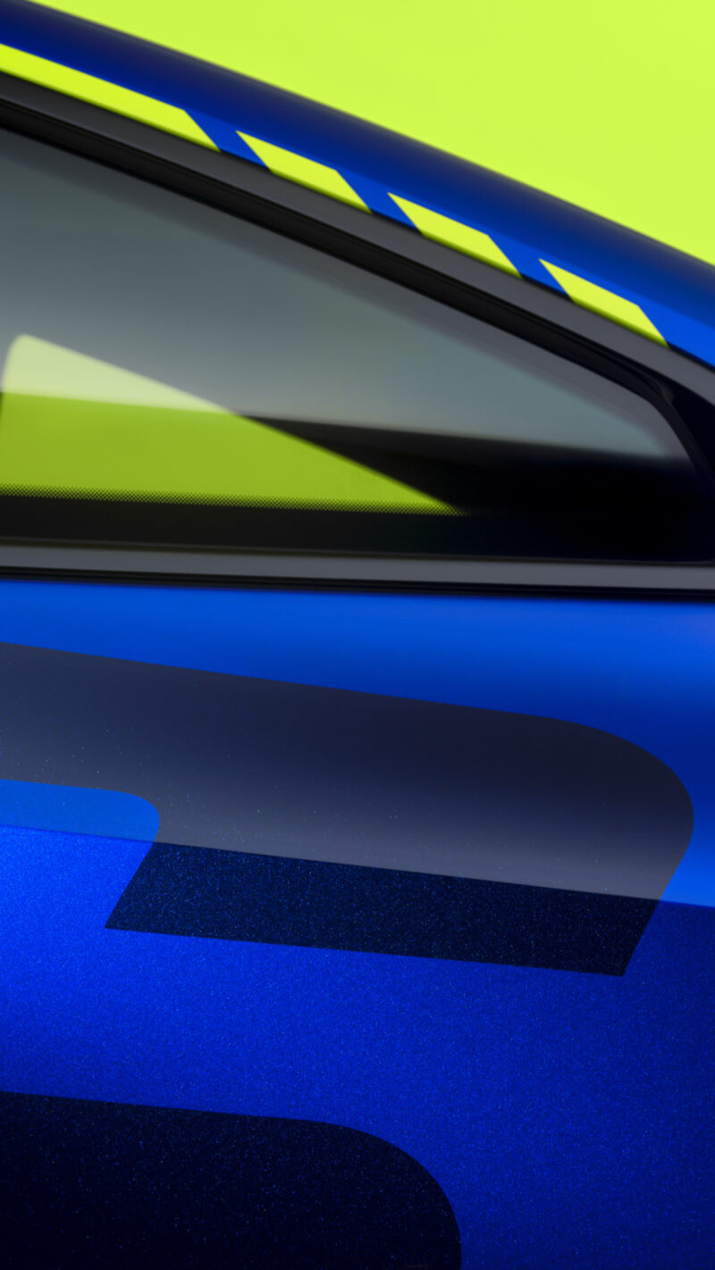 日本国内2台限定　BMW M4 CS VR46　ヴァレンティノ・ロッシとのコラボ