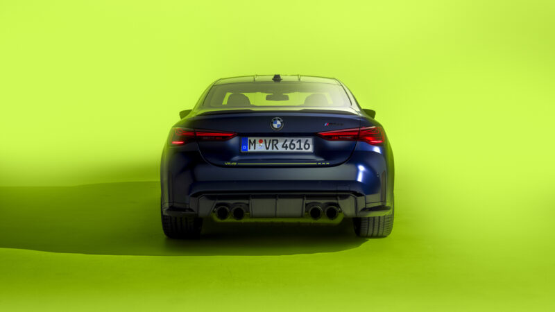 日本国内2台限定　BMW M4 CS VR46　ヴァレンティノ・ロッシとのコラボ