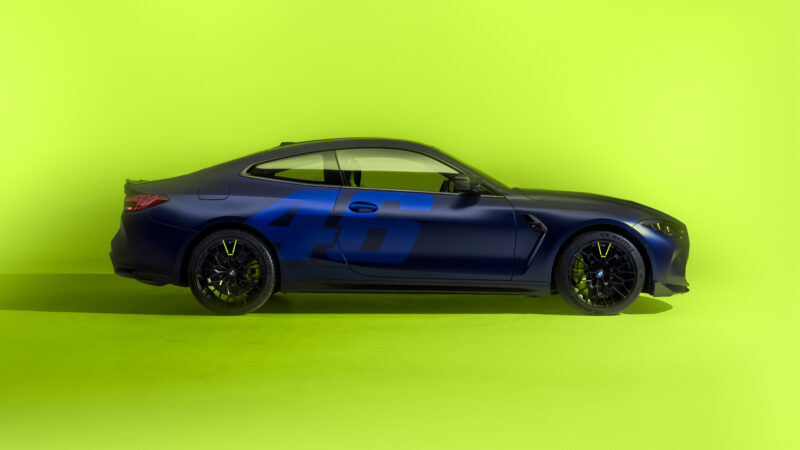 日本国内2台限定　BMW M4 CS VR46　ヴァレンティノ・ロッシとのコラボ