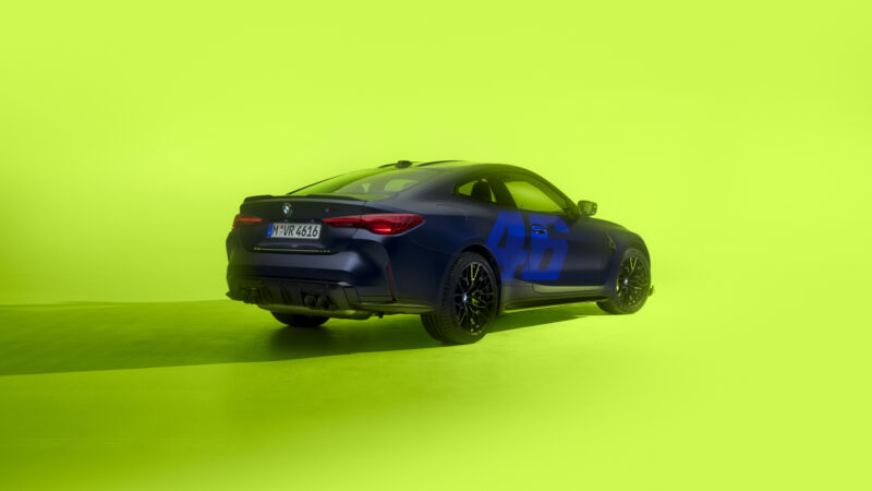 日本国内2台限定　BMW M4 CS VR46　ヴァレンティノ・ロッシとのコラボ