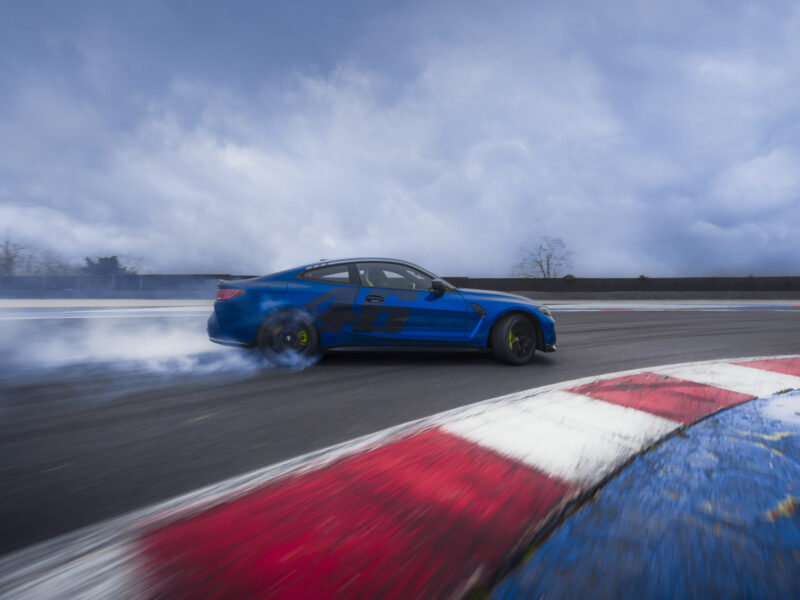 日本国内2台限定　BMW M4 CS VR46　ヴァレンティノ・ロッシとのコラボ