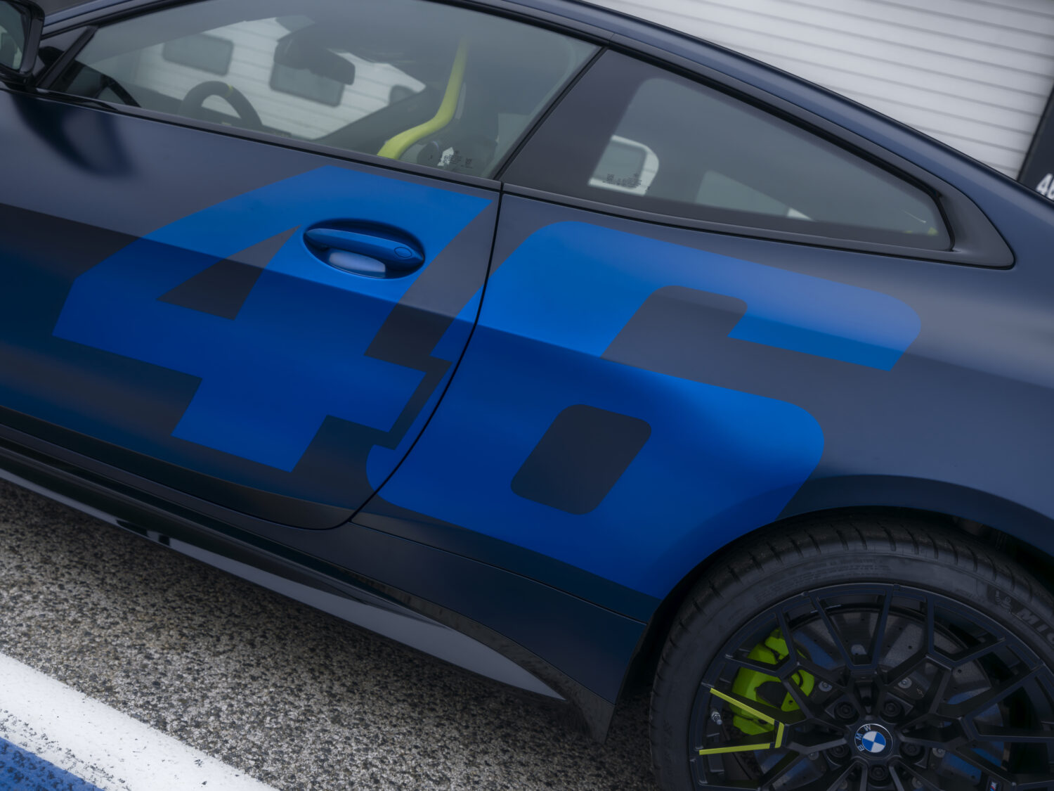 日本国内2台限定　BMW M4 CS VR46　ヴァレンティノ・ロッシとのコラボ