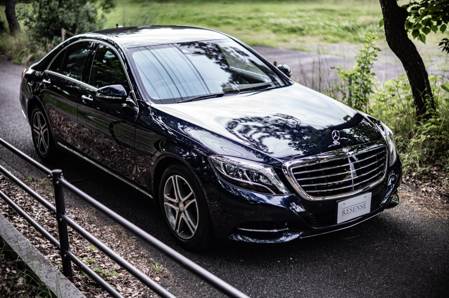 メルセデス・ベンツ・S400ハイブリッド（FR/7AT）集大成と先駆け