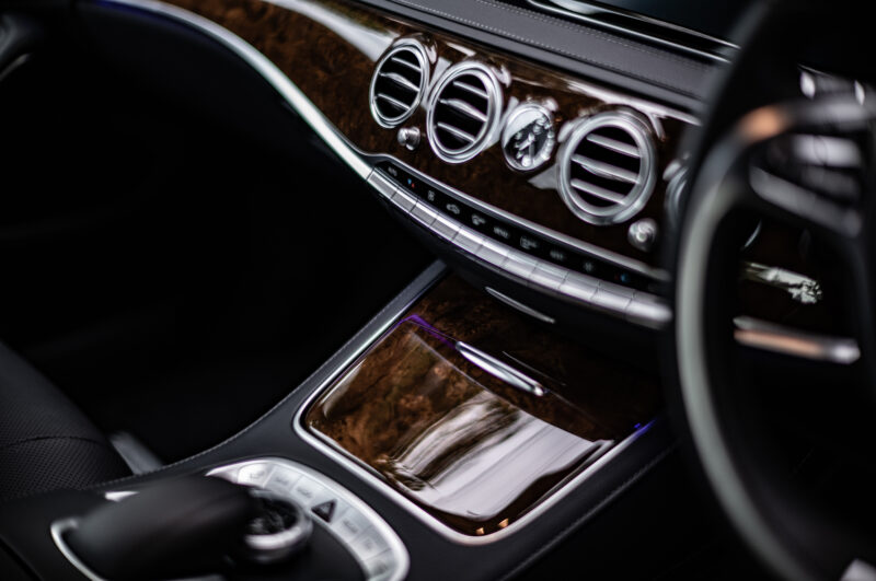 メルセデス・ベンツ・S400ハイブリッド（2014）集大成と先駆け