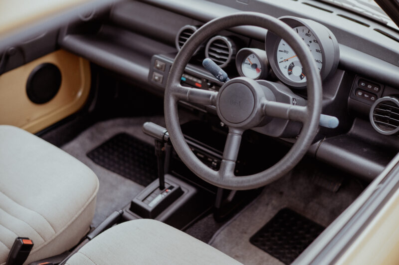 日産・Be-1（1987）いつもの道に冒険を