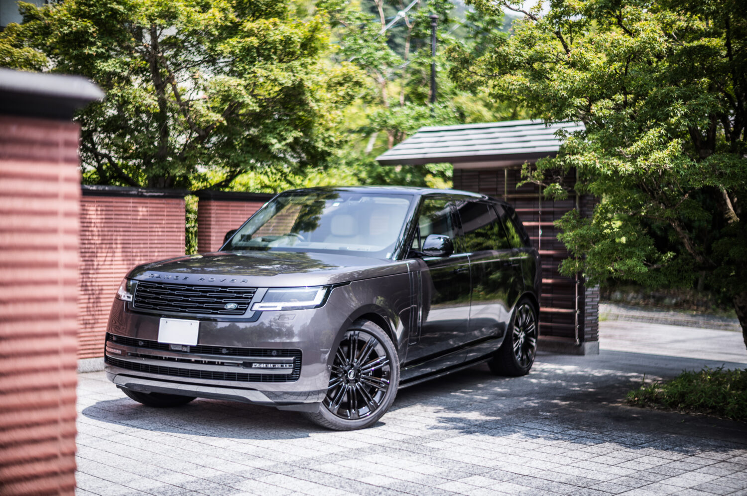 レンジローバー・オートバイオグラフィーP530 LWB（4WD/8AT）「分かりにくさ」という誉め言葉