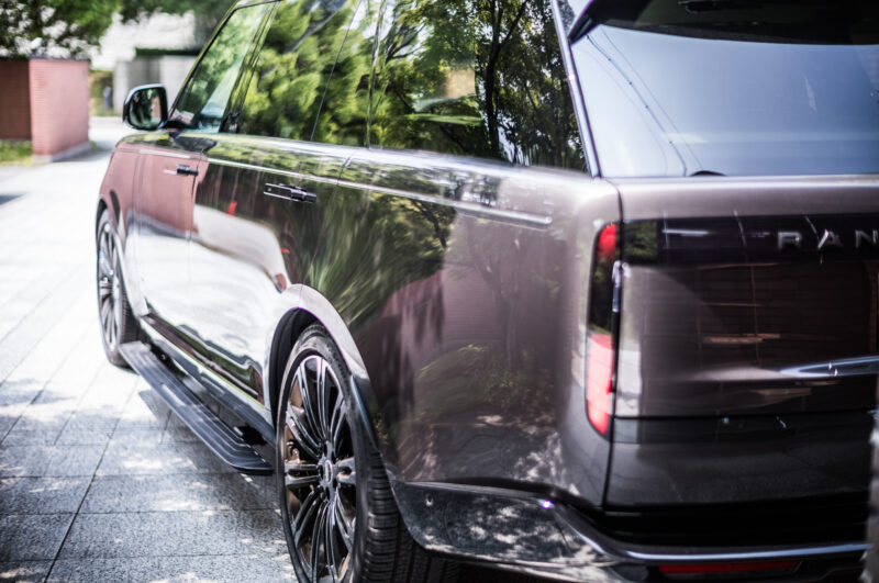 レンジローバー・オートバイオグラフィーP530 LWB（2023）「分かりにくさ」という誉め言葉