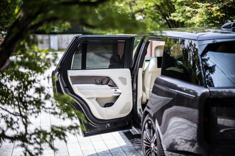 レンジローバー・オートバイオグラフィーP530 LWB（2023）「分かりにくさ」という誉め言葉