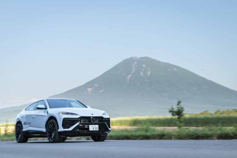 今回は北海道　ランボルギーニ　2025年の特別なドライビングツアーを開催