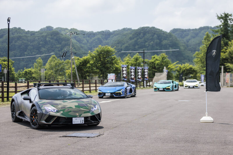今回は北海道　ランボルギーニ　2025年の特別なドライビングツアーを開催