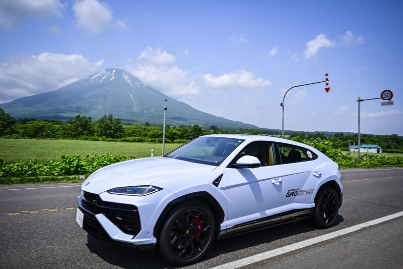 今回は北海道　ランボルギーニ　2025年の特別なドライビングツアーを開催