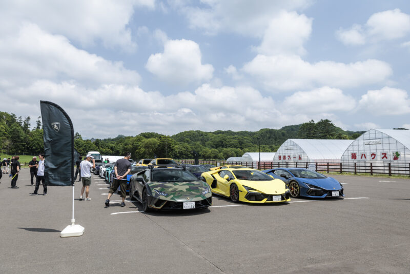 今回は北海道　ランボルギーニ　2025年の特別なドライビングツアーを開催