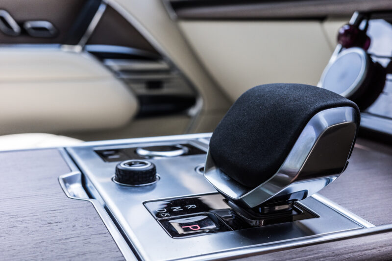 レンジローバー・オートバイオグラフィーP530 LWB（2023）「分かりにくさ」という誉め言葉