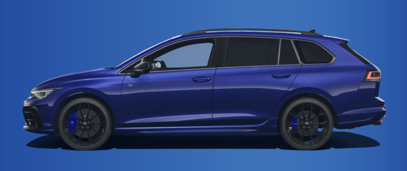 ブラック基調　フォルクスワーゲン・ゴルフR/Rヴァリアント　特別装備の限定車導入