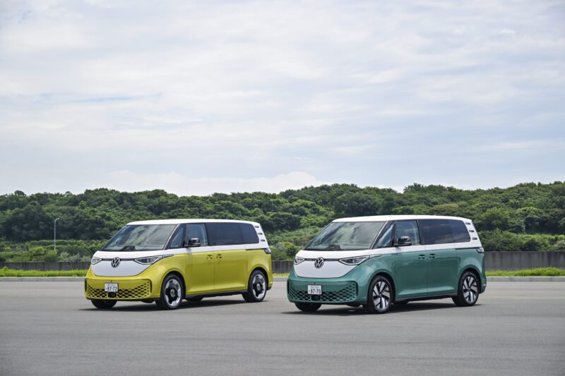 フル電動の現代版ワーゲンバスデビュー フォルクスワーゲンのアイコニックなIDバズ
