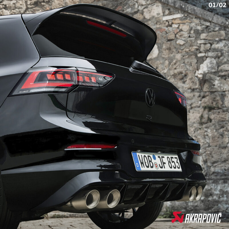 ブラック基調　フォルクスワーゲン・ゴルフR/Rヴァリアント　特別装備の限定車導入