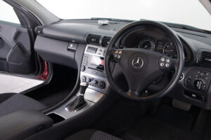 Cクラススポーツクーペ C180 コンプレッサー