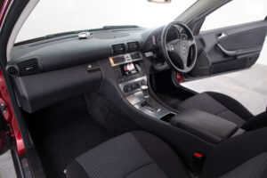 Cクラススポーツクーペ C180 コンプレッサー
