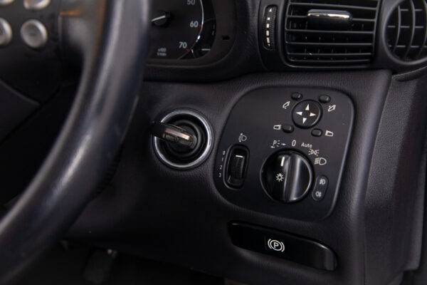 Cクラススポーツクーペ C180 コンプレッサー