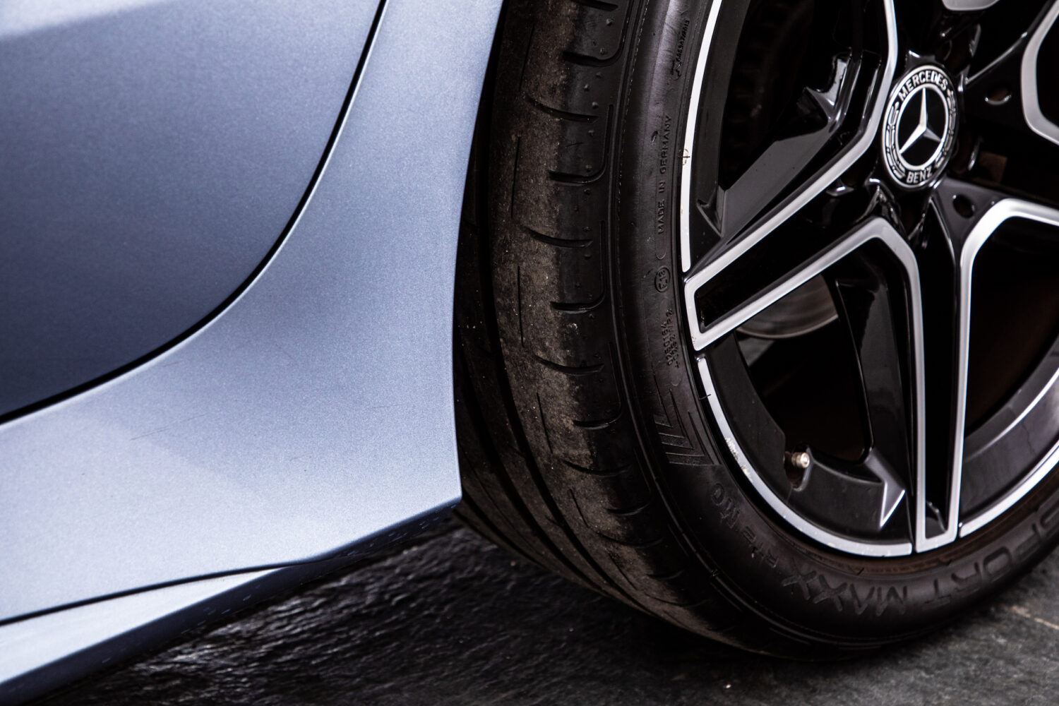 CLS220 d スポーツ エクスクルーシブ パッケージ ディーゼルターボ