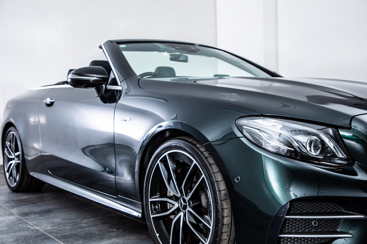 メルセデスＡＭＧ Eクラスカブリオレ