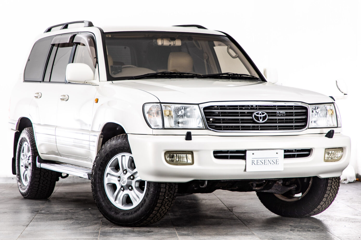 ランドクルーザー100 4.7 VXリミテッド 4WD