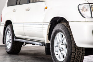 ランドクルーザー100 4.7 VXリミテッド 4WD