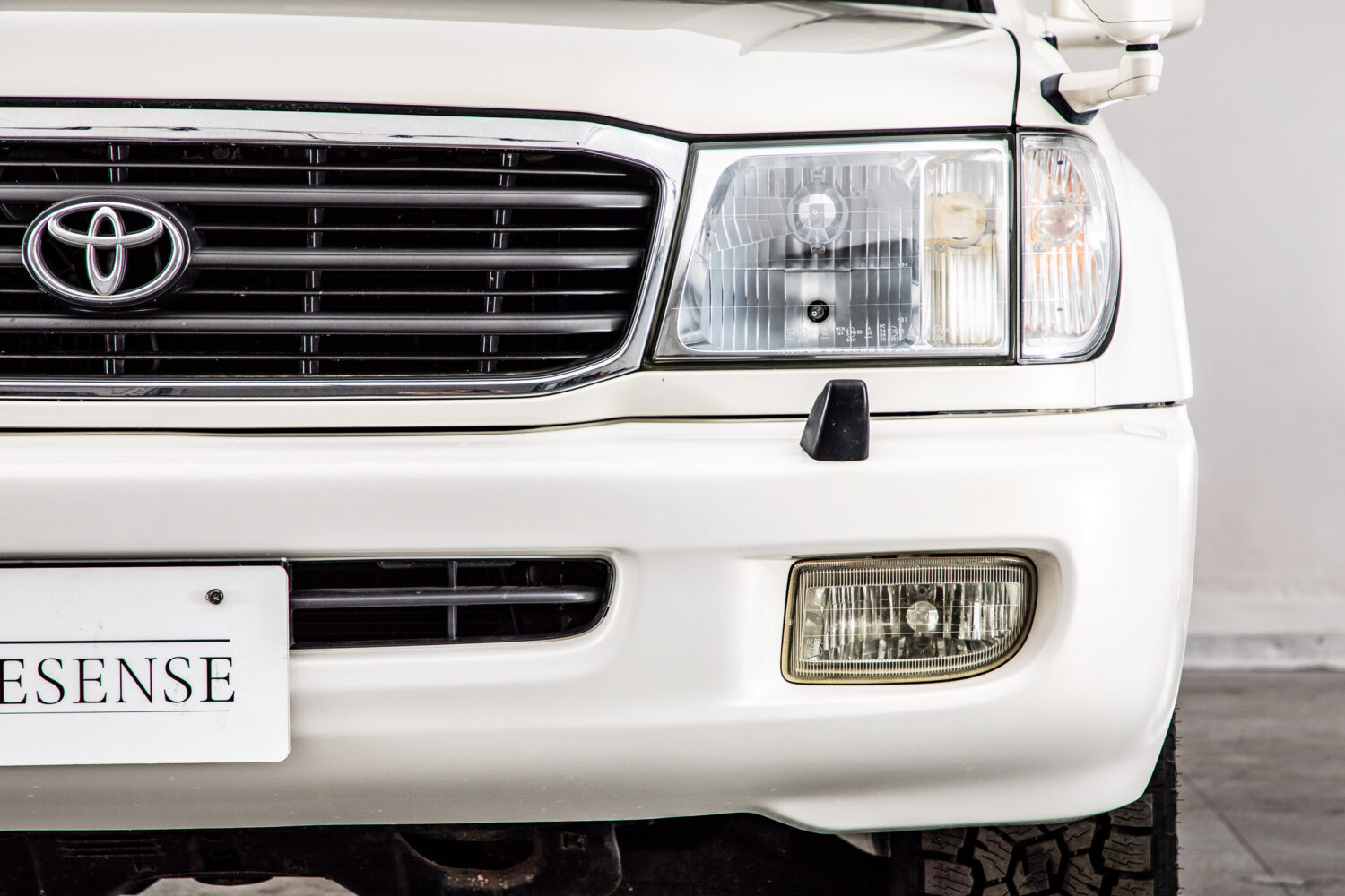 ランドクルーザー100 4.7 VXリミテッド 4WD