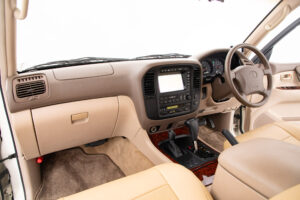 ランドクルーザー100 4.7 VXリミテッド 4WD
