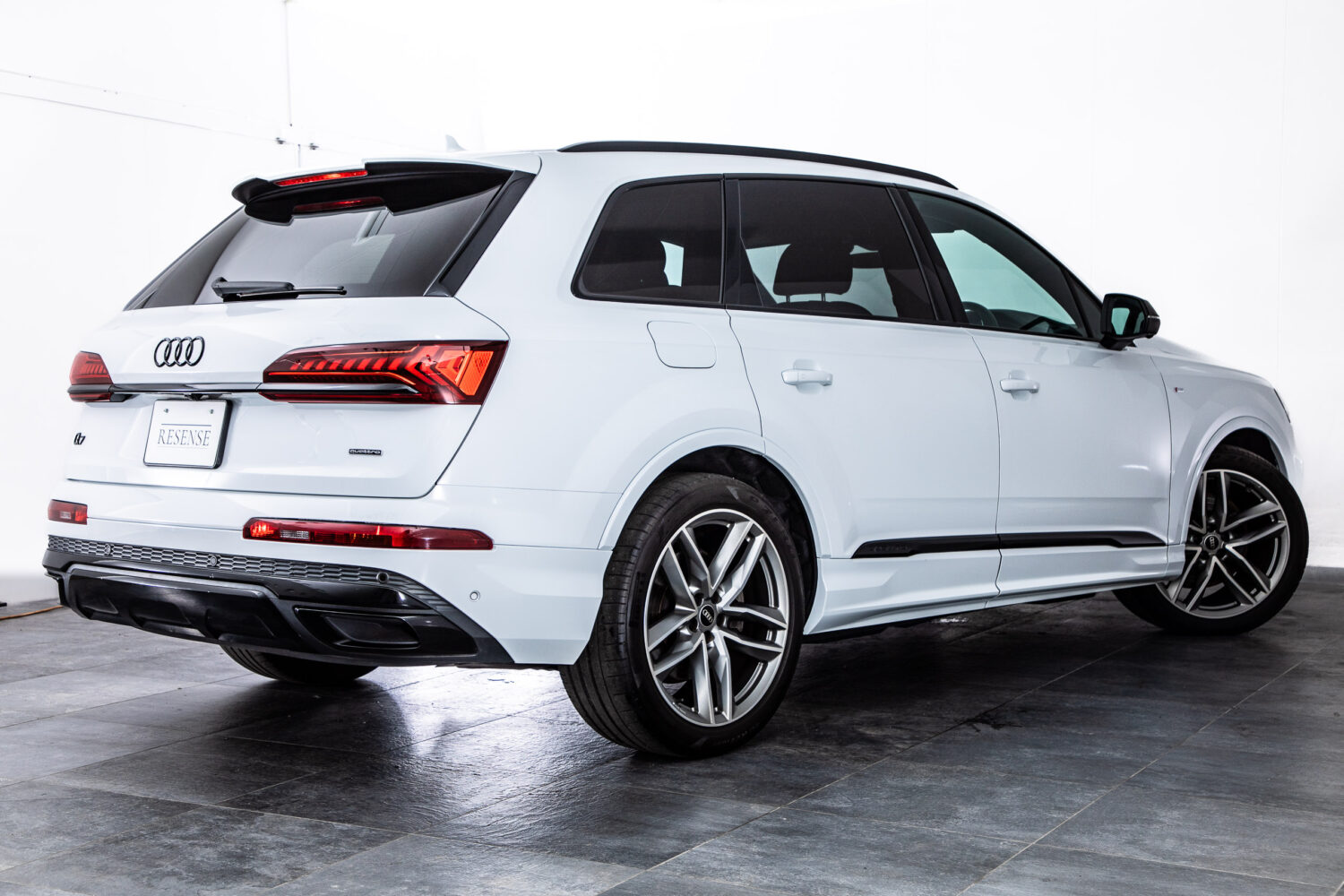 Q7 55TFSI クワトロSライン 4WD