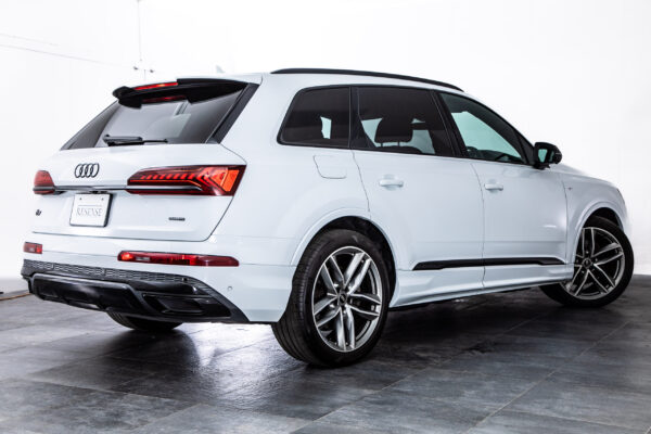 Q7 55TFSI クワトロSライン 4WD