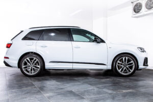 Q7 55TFSI クワトロSライン 4WD