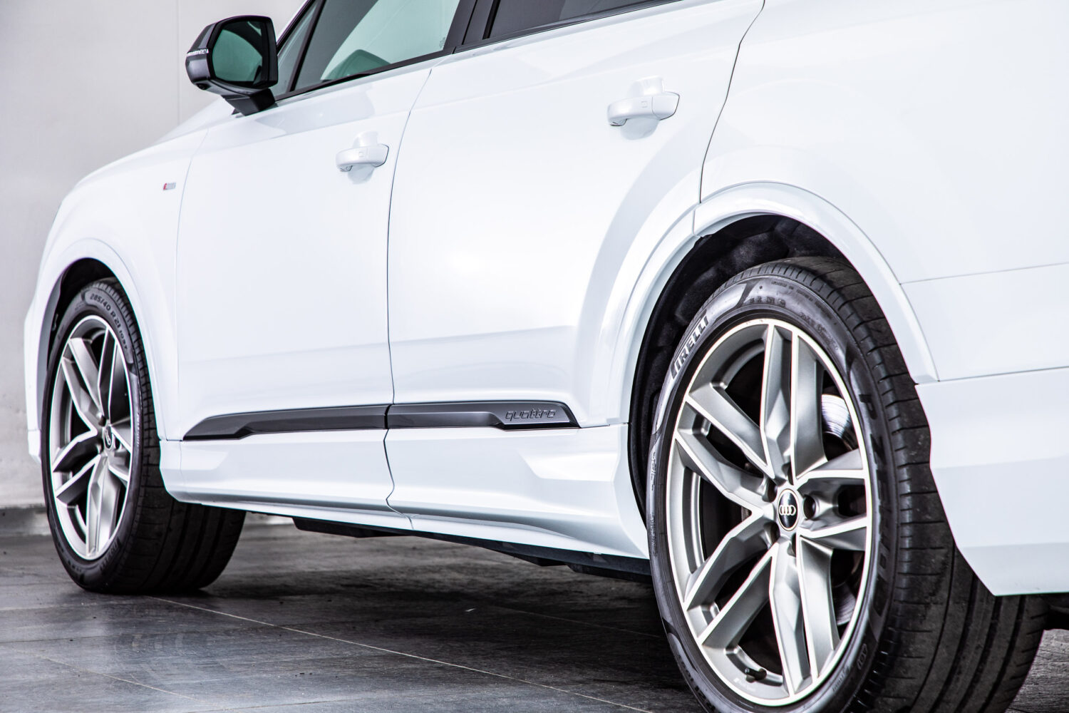 Q7 55TFSI クワトロSライン 4WD