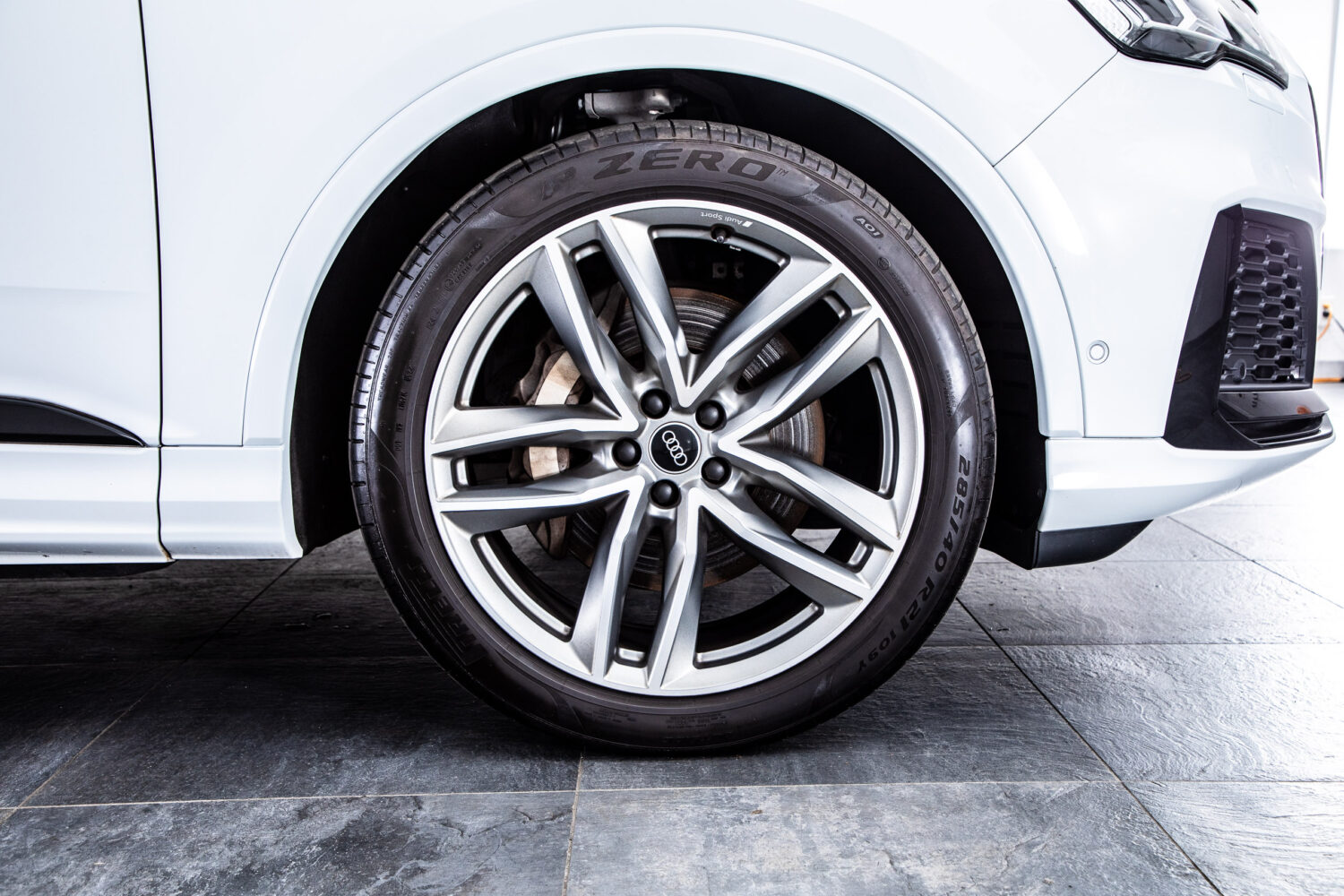 Q7 55TFSI クワトロSライン 4WD