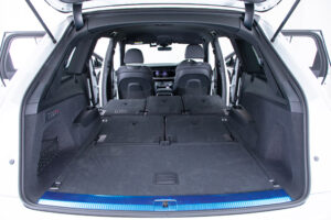 Q7 55TFSI クワトロSライン 4WD