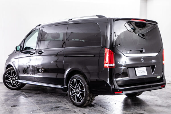 VクラスV220 d アバンギャルド ロング ディーゼルターボ