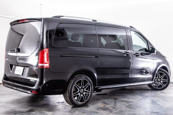 VクラスV220 d アバンギャルド ロング ディーゼルターボ