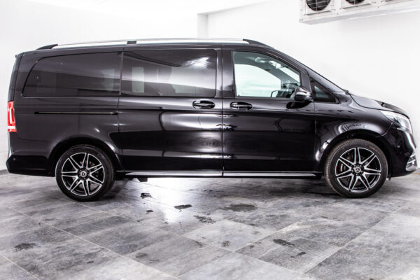 VクラスV220 d アバンギャルド ロング ディーゼルターボ