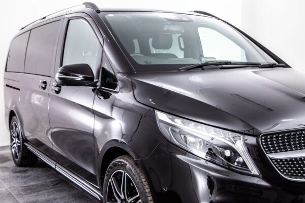 VクラスV220 d アバンギャルド ロング ディーゼルターボ