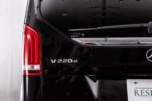 V220 d エクスクルーシブ ロング プラチナスイート ディーゼルターボ