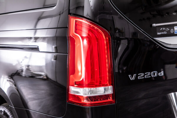 VクラスV220 d アバンギャルド ロング ディーゼルターボ