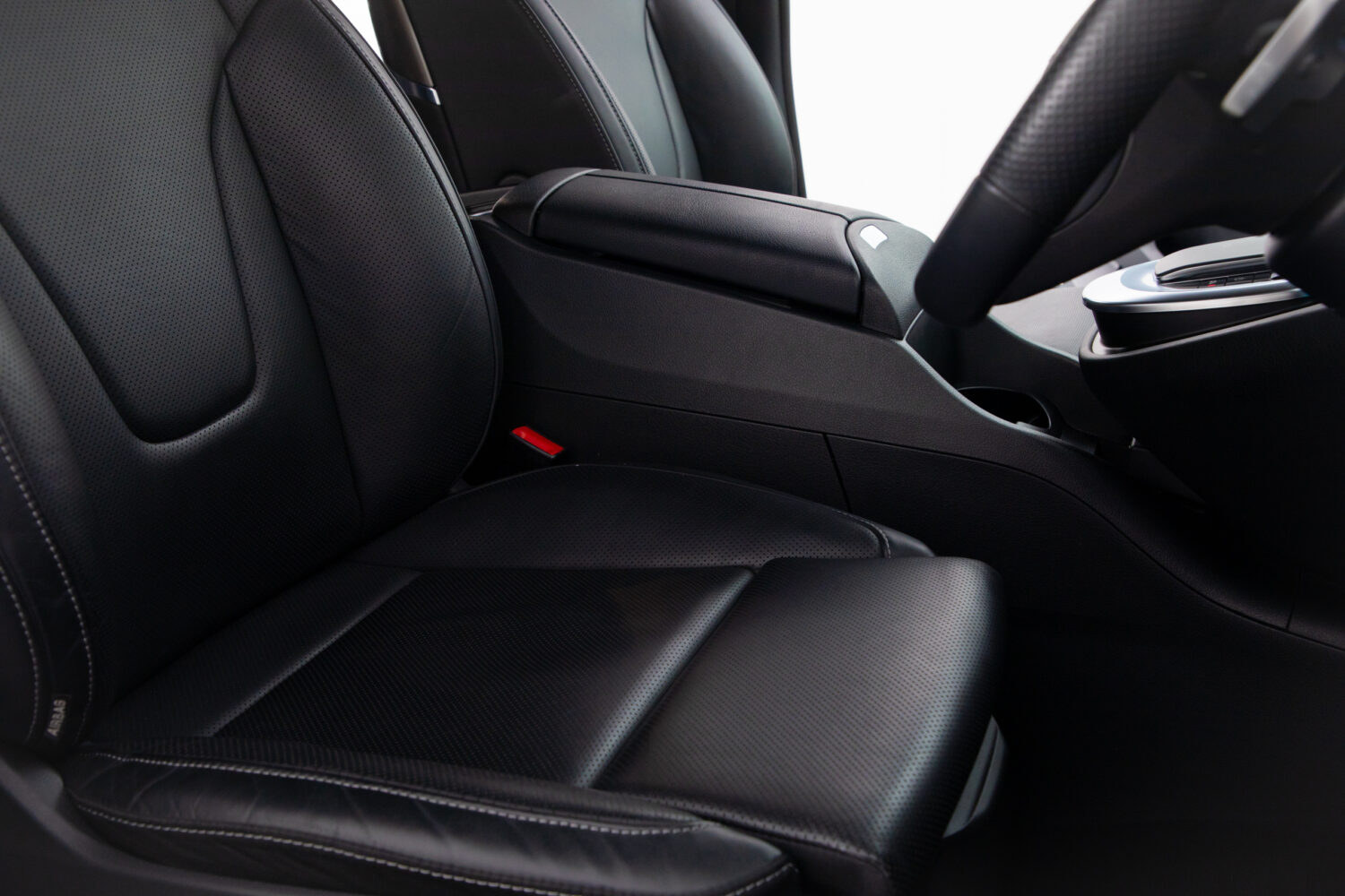 V220 d エクスクルーシブ ロング プラチナスイート ディーゼルターボ