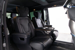 V220 d エクスクルーシブ ロング プラチナスイート ディーゼルターボ