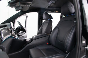 V220 d エクスクルーシブ ロング プラチナスイート ディーゼルターボ