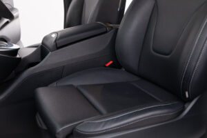 V220 d エクスクルーシブ ロング プラチナスイート ディーゼルターボ