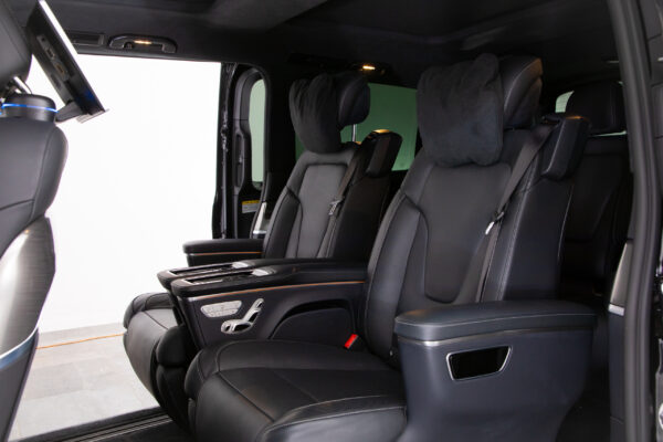 V220 d エクスクルーシブ ロング プラチナスイート ディーゼルターボ