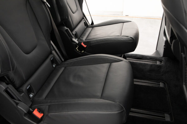 VクラスV220 d アバンギャルド ロング ディーゼルターボ